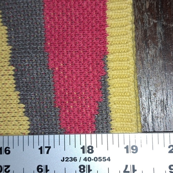 Callahan  Olivia Sweater Camo Style Size Large - Picture 8 of 9